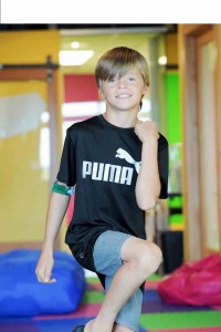 boy-knee-crosses-blog